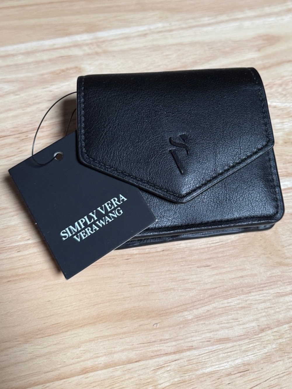 Simply Vera Vera Wang Black Leather Women's Card Holder with Flap